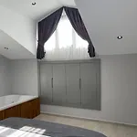 Bendis - For 8 People In The Center Of 费特希耶