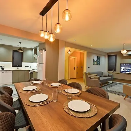 Bendis - For 8 People In The Center Of * Fethiye