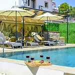 빌라 Bendis - For 8 People In The Center Of *