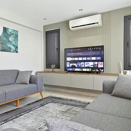 Bendis - For 8 People In The Center Of فيلة فتحية