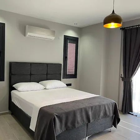 Bendis - For 8 People In The Center Of Villa