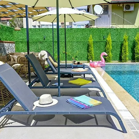 Villa Bendis - For 8 People In The Center Of
